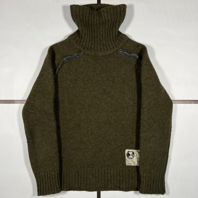 |[ 2000s Final Home Wool Turtleneck With Glue/Silicone ]|
