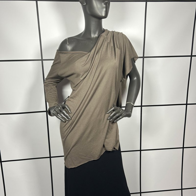 |[ 2000s L.G.B. Asymmetrical Silk Blend Top ]|