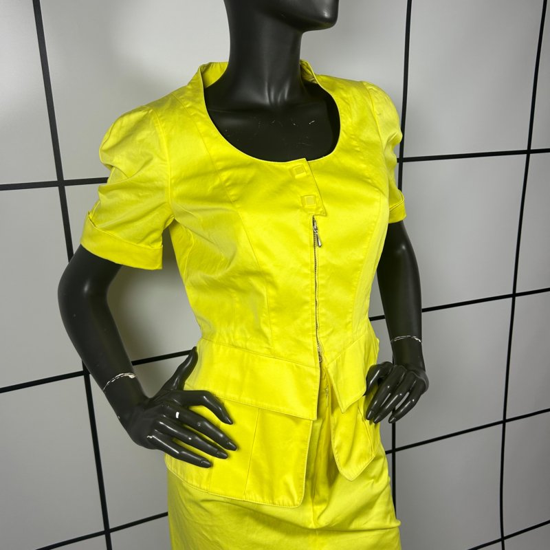 |[ 1990s Thierry Mugler ACTIV Suit Skirt Set With Shoulder Pads ]|