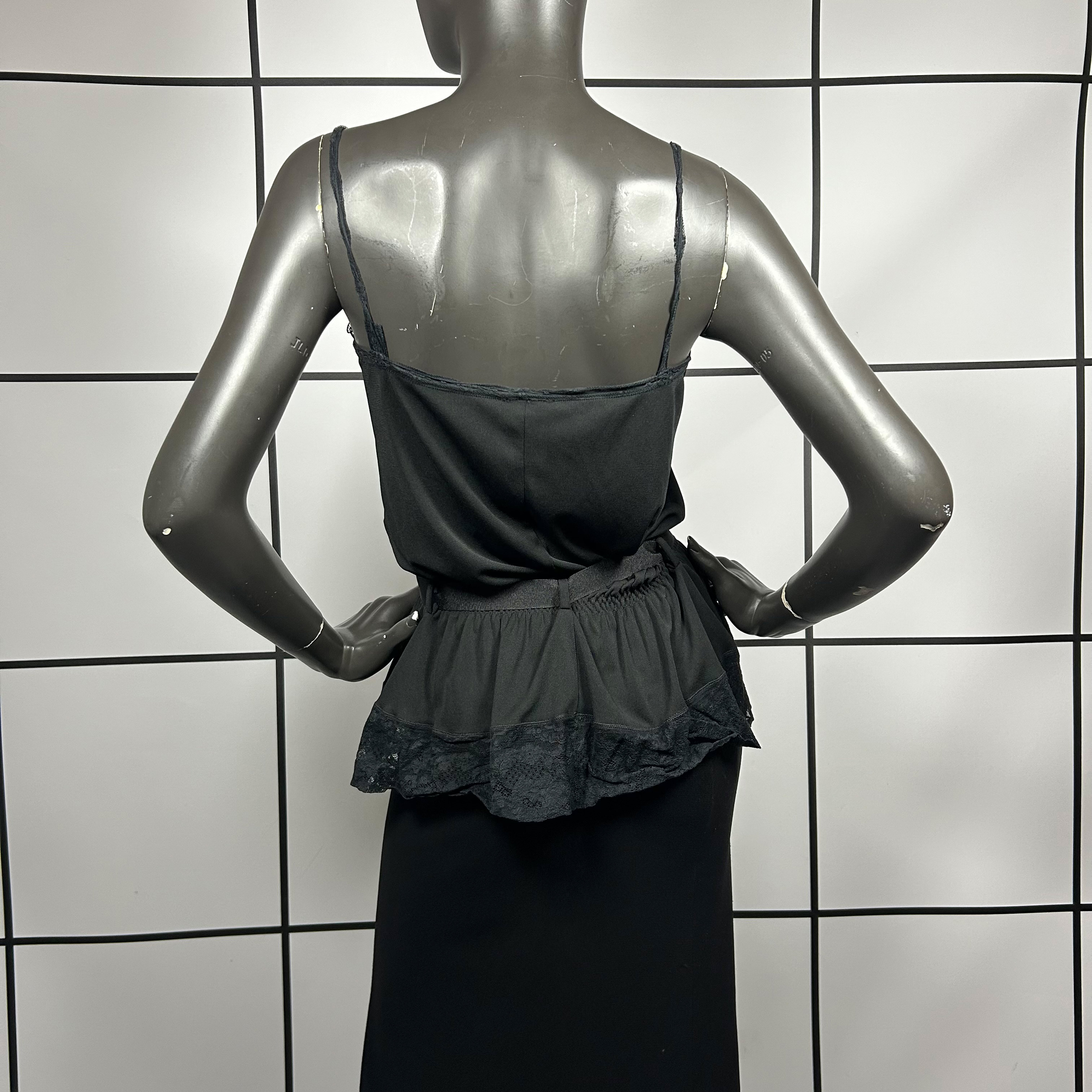2000s Dolce & Gabbana Laced Mini Dress With Waist Strap - Image 5