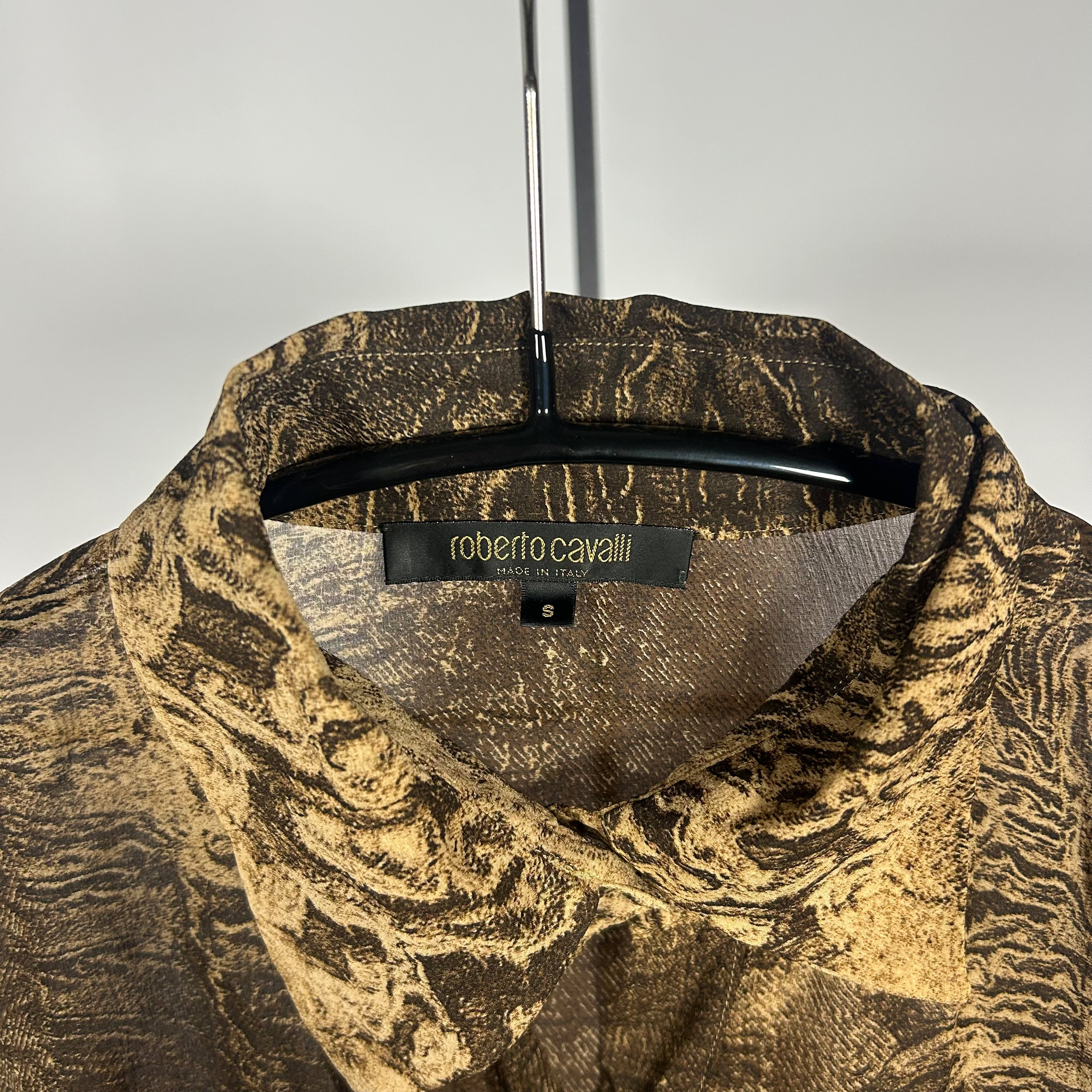 2000's Roberto Cavalli Sand Erosian Silk Shirt - Image 5