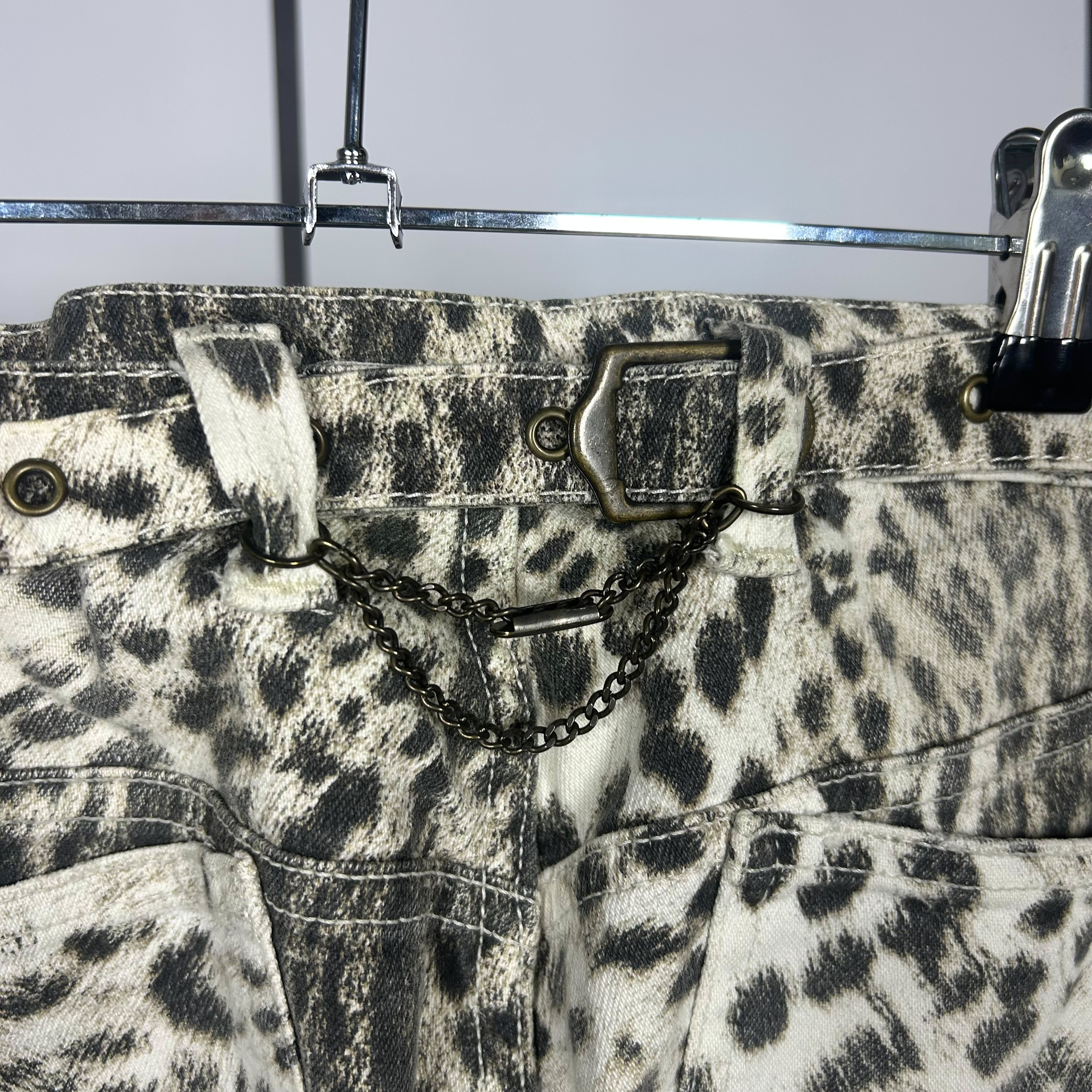 2000s Roberto Cavalli Snow Leopard Print Adjustable Widelegged Trousers - Image 8